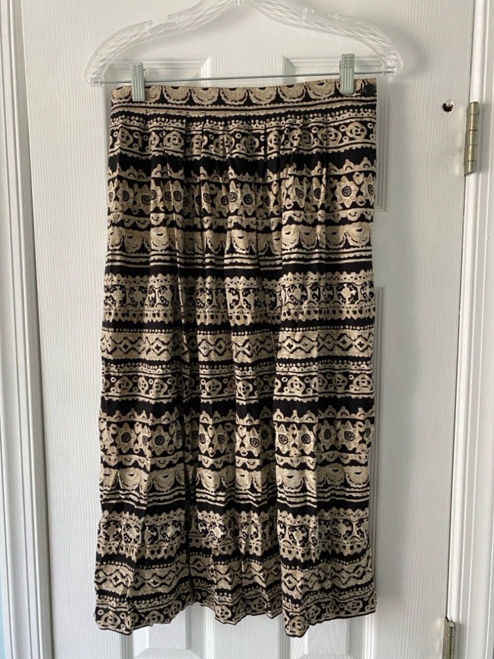 Alfred Dunner Black  and Cream Patterned Midi Skirt